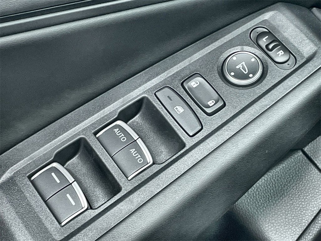 New 2025 Honda Accord EX-L image 12