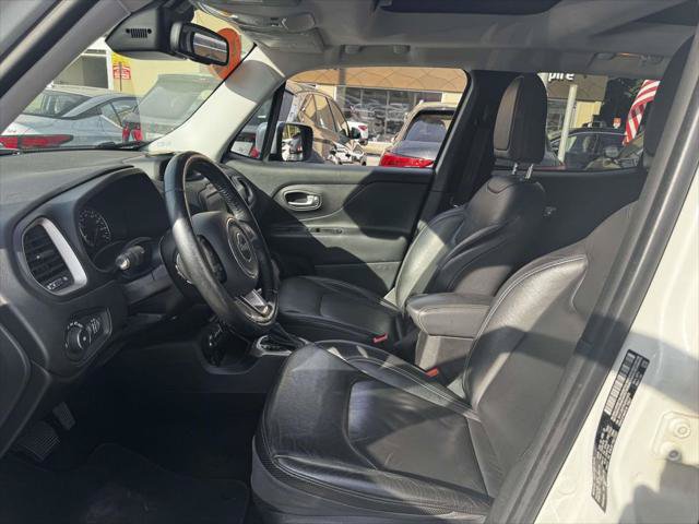 Used 2016 Jeep Renegade Limited AWD/4WD image 13