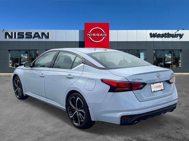 Used 2024 Nissan Altima 2.5 SR w/ SR Premium Package image 8