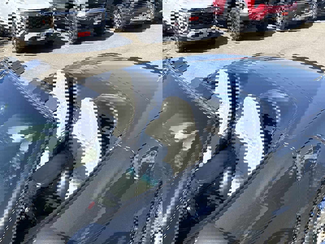 Used 2012 Chevrolet Corvette Grand Sport w/ 3LT Preferred Equipment Group image 17