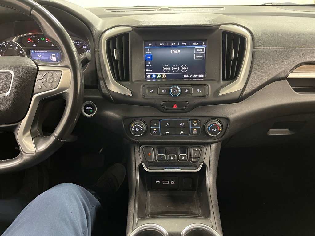 Used 2020 GMC Terrain SLE image 23