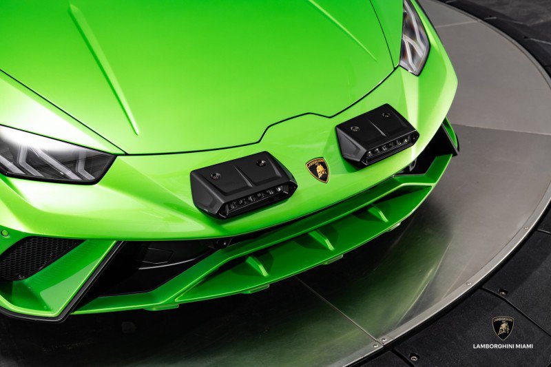 Used 2024 Lamborghini Huracan Sterrato image 4