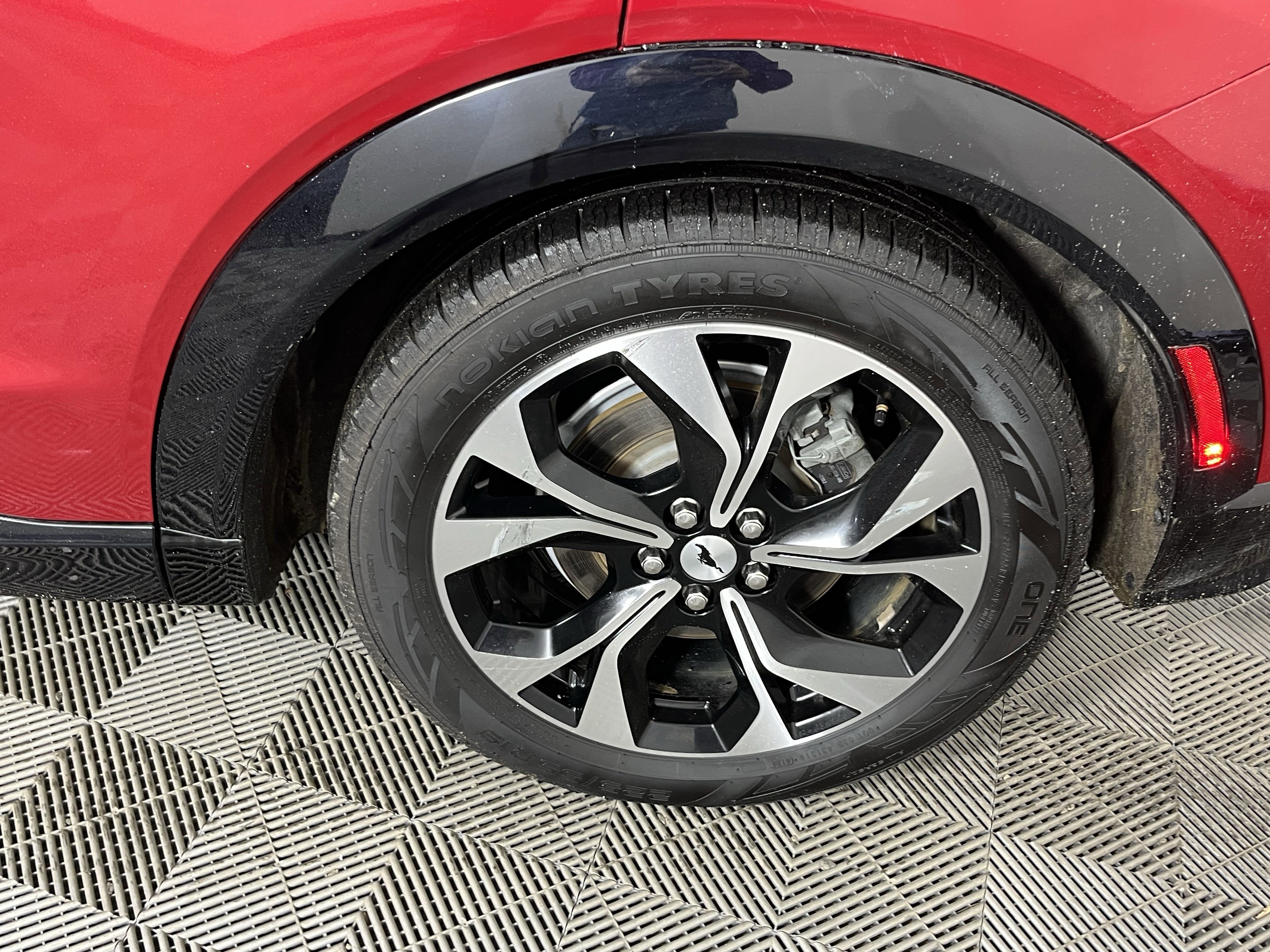 Used 2021 Ford Mustang Mach-E Premium image 20