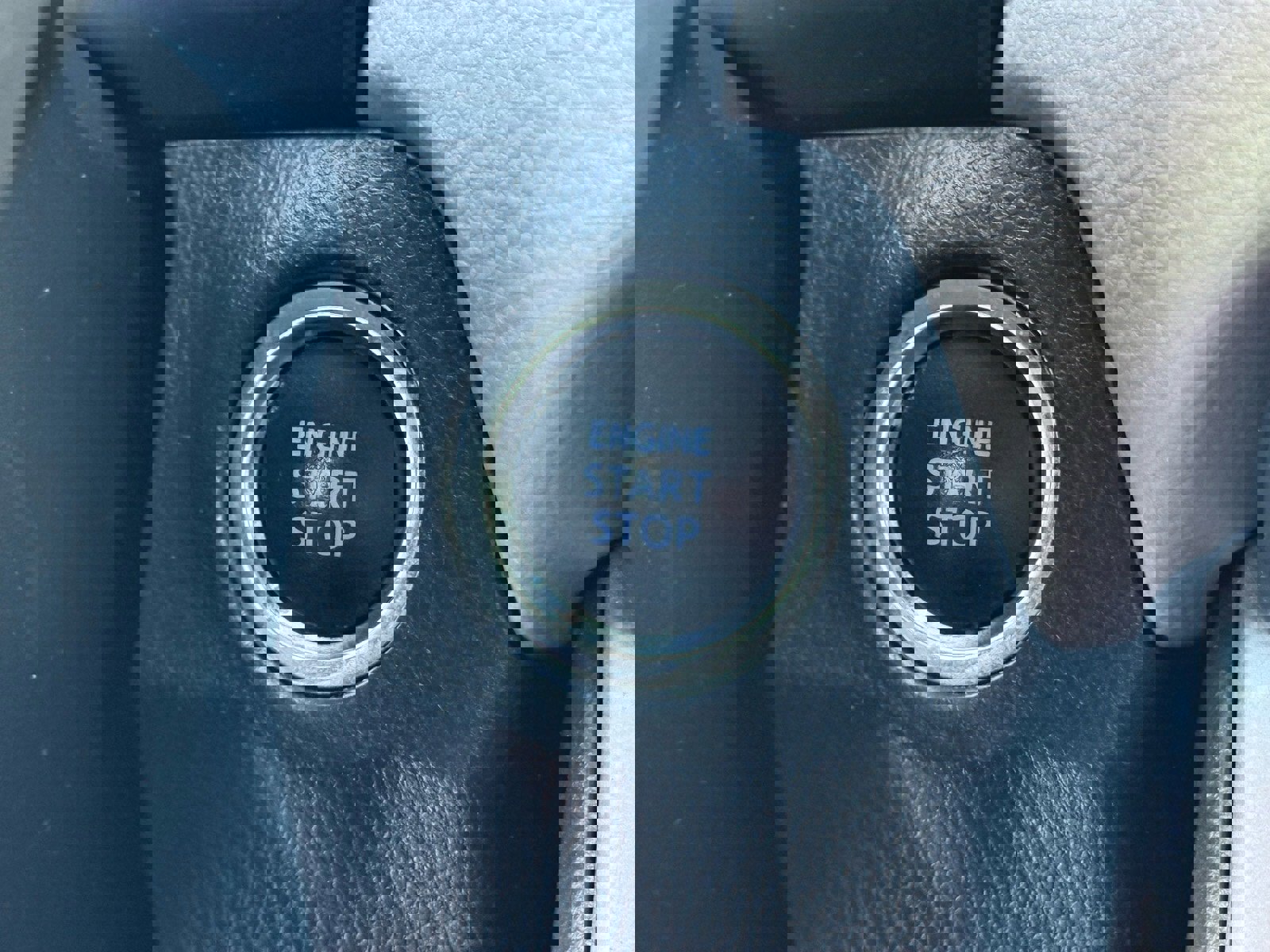 Used 2020 Toyota RAV4 XLE image 27