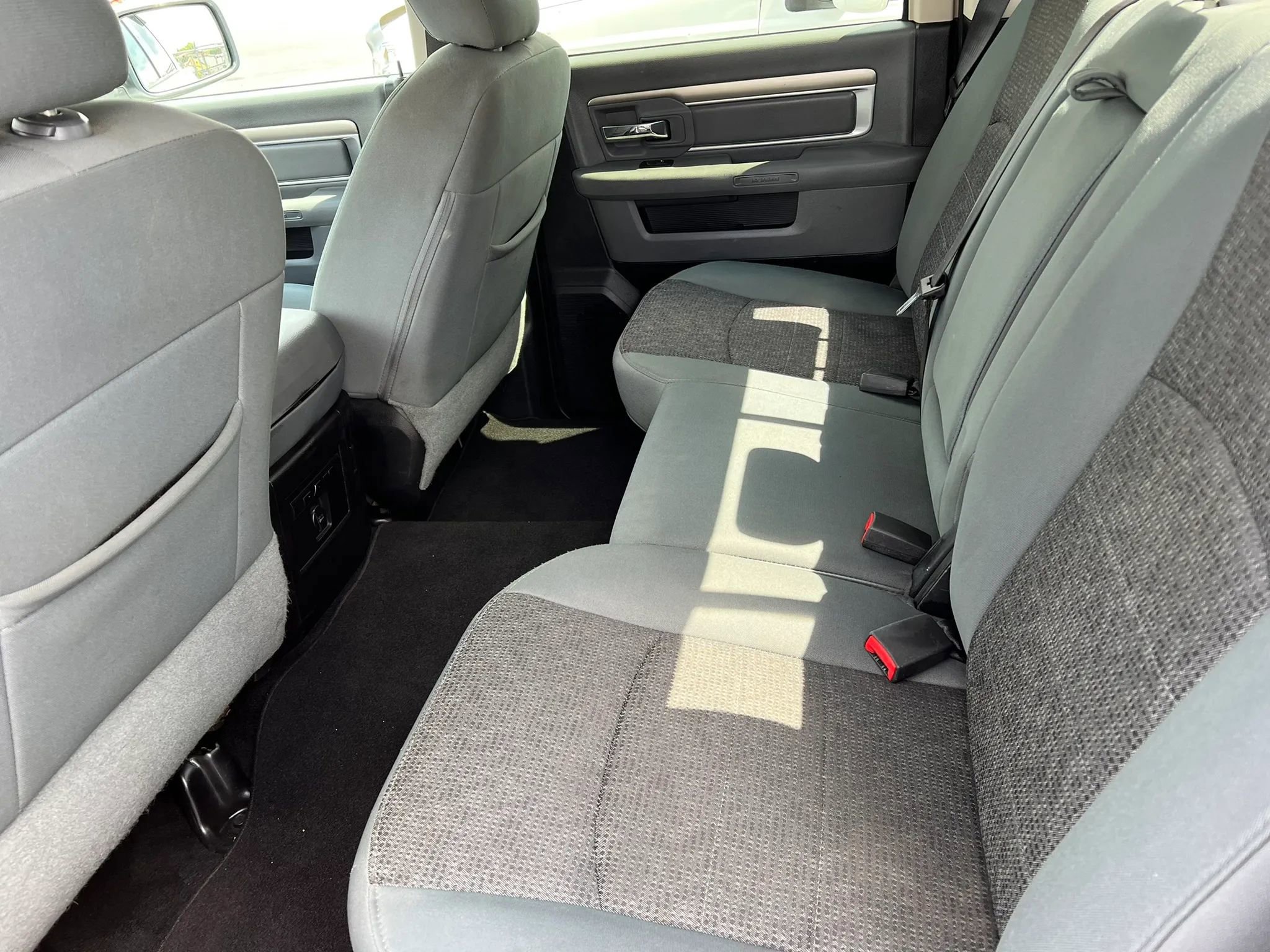 Used 2015 RAM 1500 Big Horn image 5