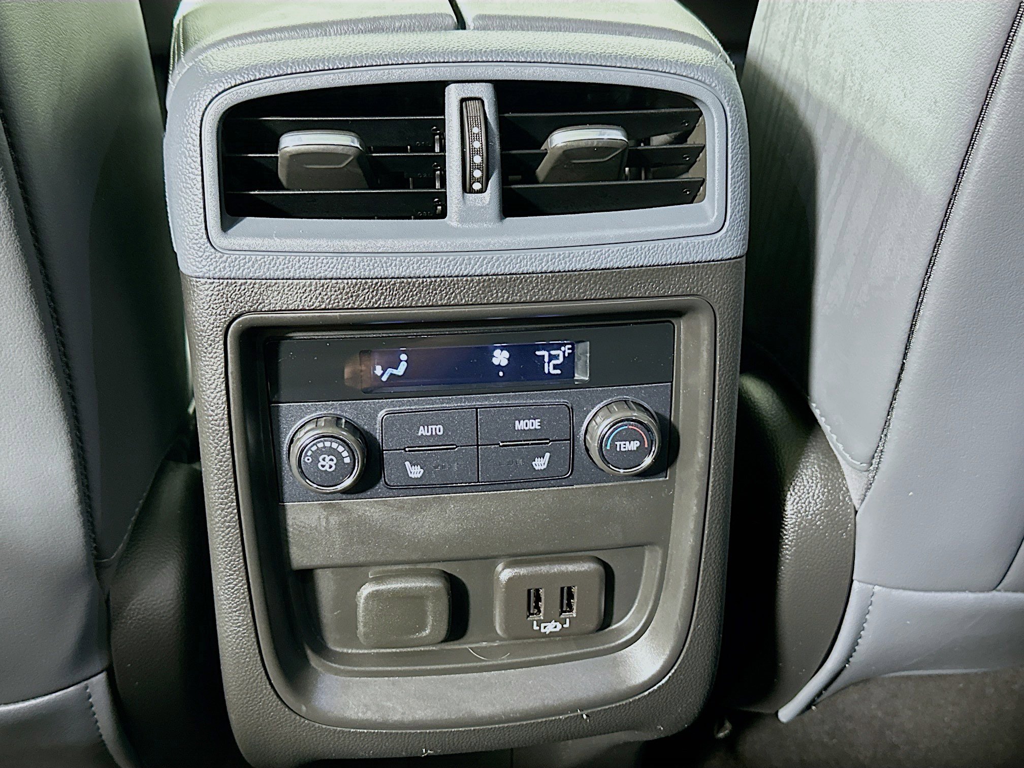 Used 2019 Buick Envision Essence AWD/4WD image 24