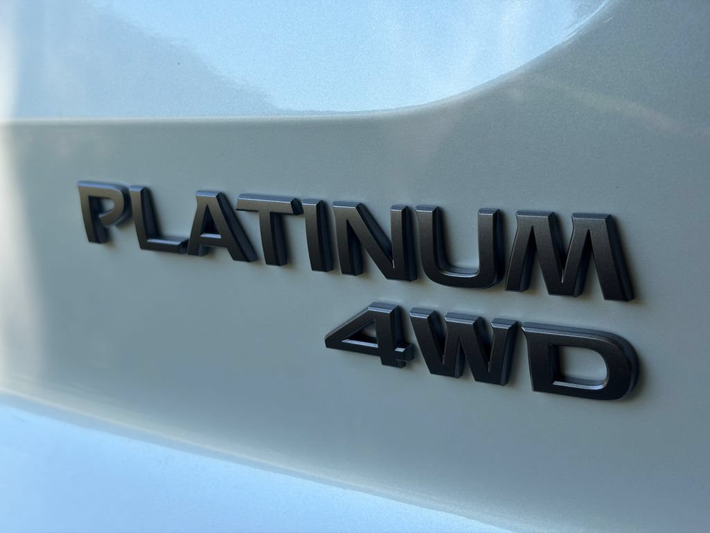 New 2026 Nissan Pathfinder Platinum AWD/4WD image 29