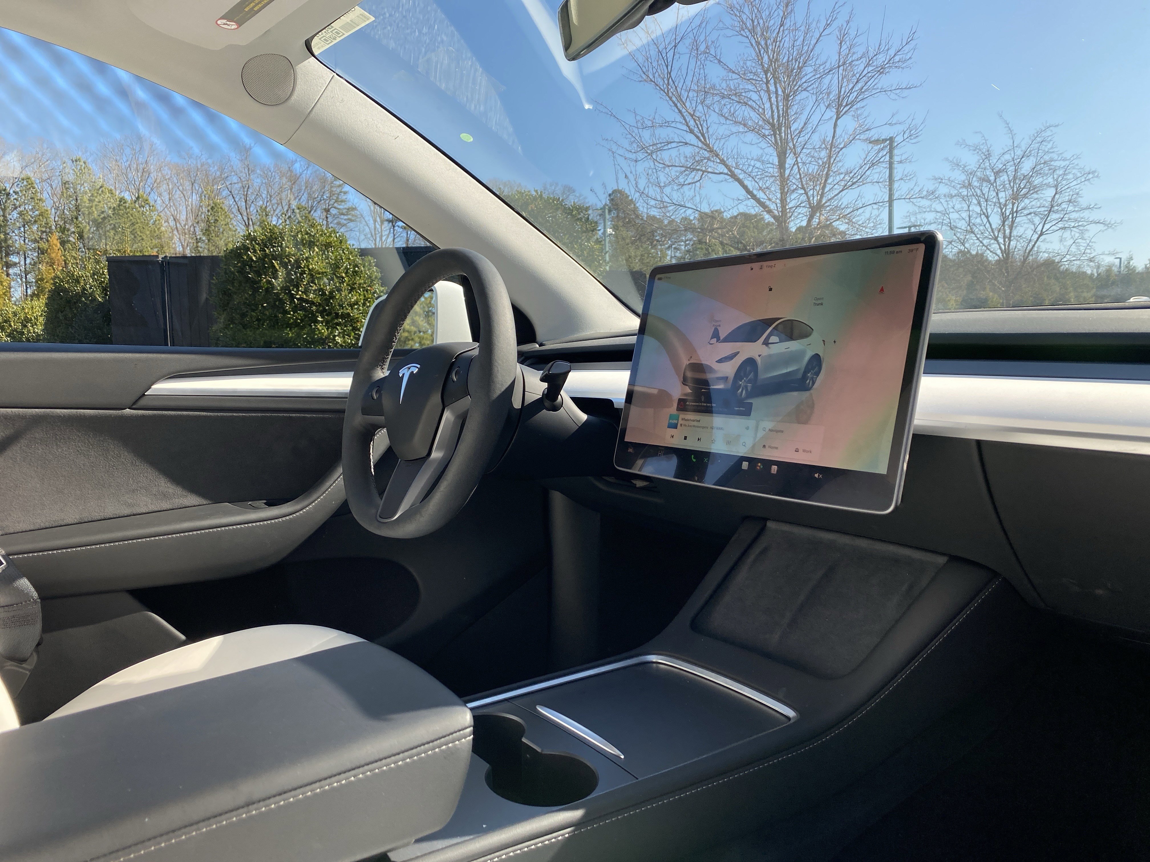 Used 2023 Tesla Model Y Long Range image 17