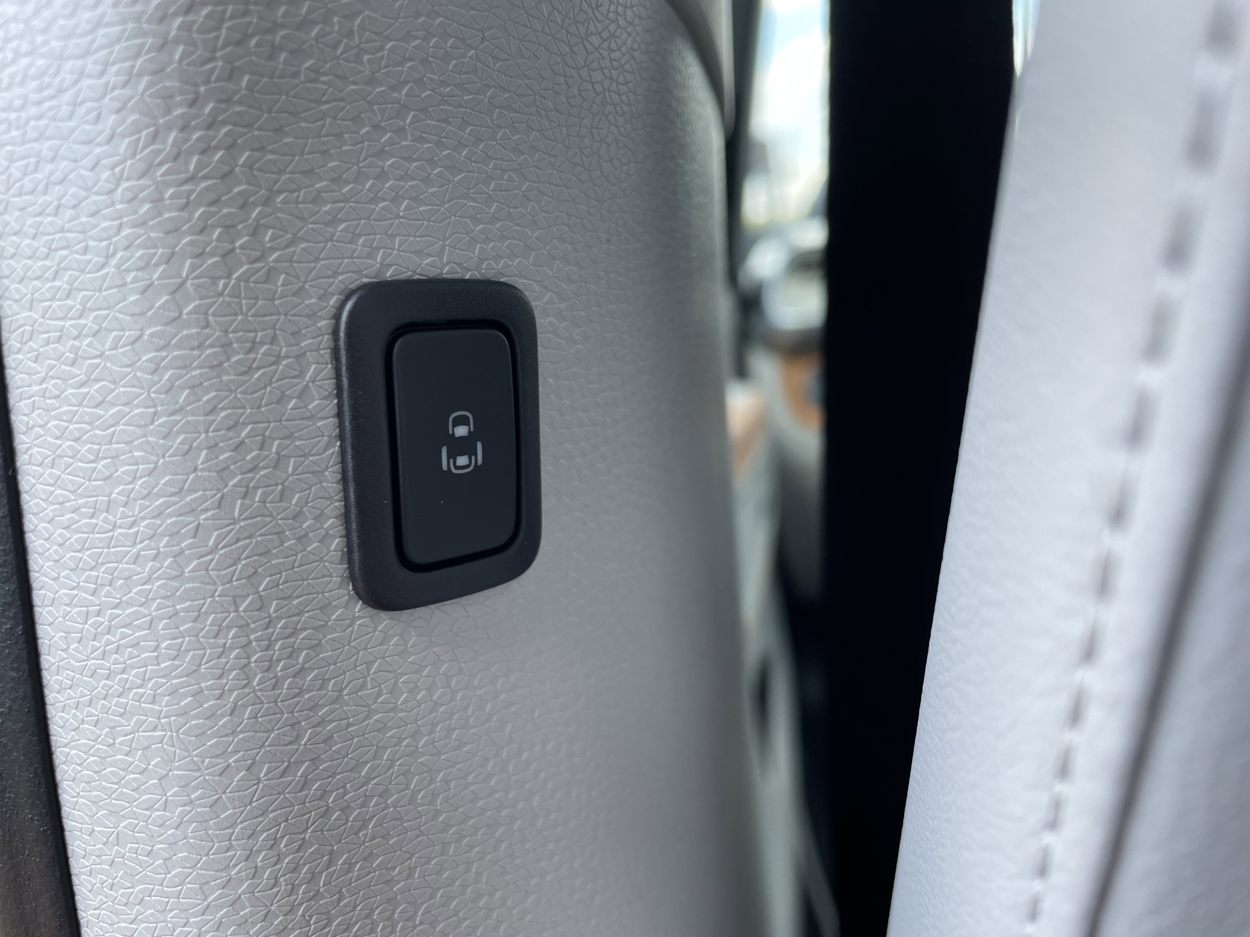 New 2025 Volkswagen ID. Buzz Pro S Plus image 13