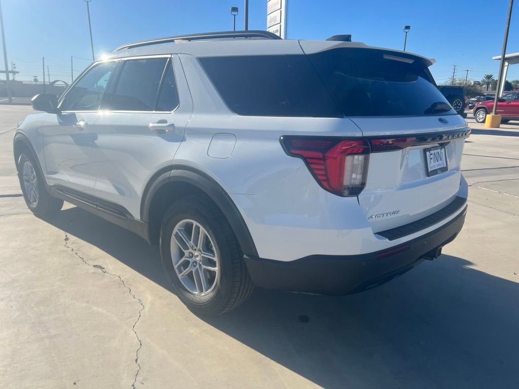 New 2026 Ford Explorer Active image 3