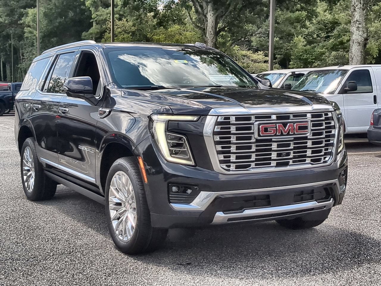New 2026 GMC Yukon Denali w/ Sun & Power Step Package RWD image 2