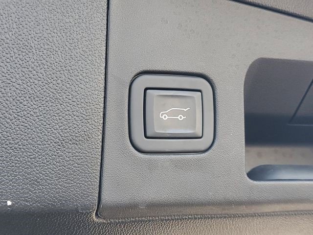 Certified 2023 Cadillac XT5 Luxury AWD/4WD image 8