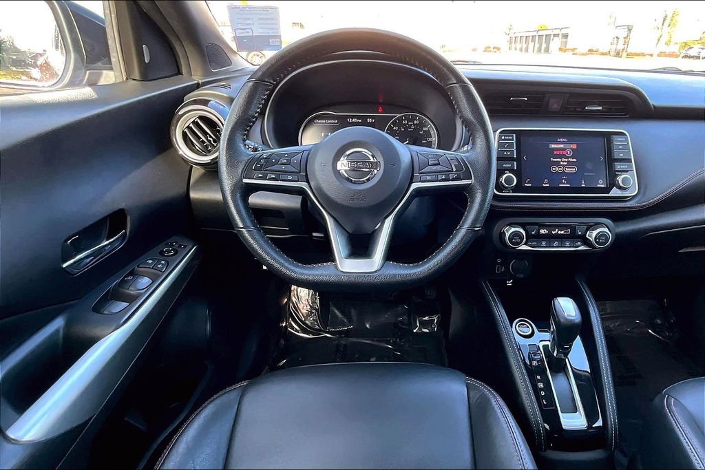 Used 2020 Nissan Kicks SR w/ SR Premium Package image 7
