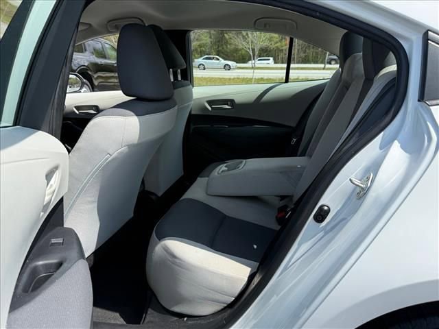 Used 2023 Toyota Corolla LE image 13