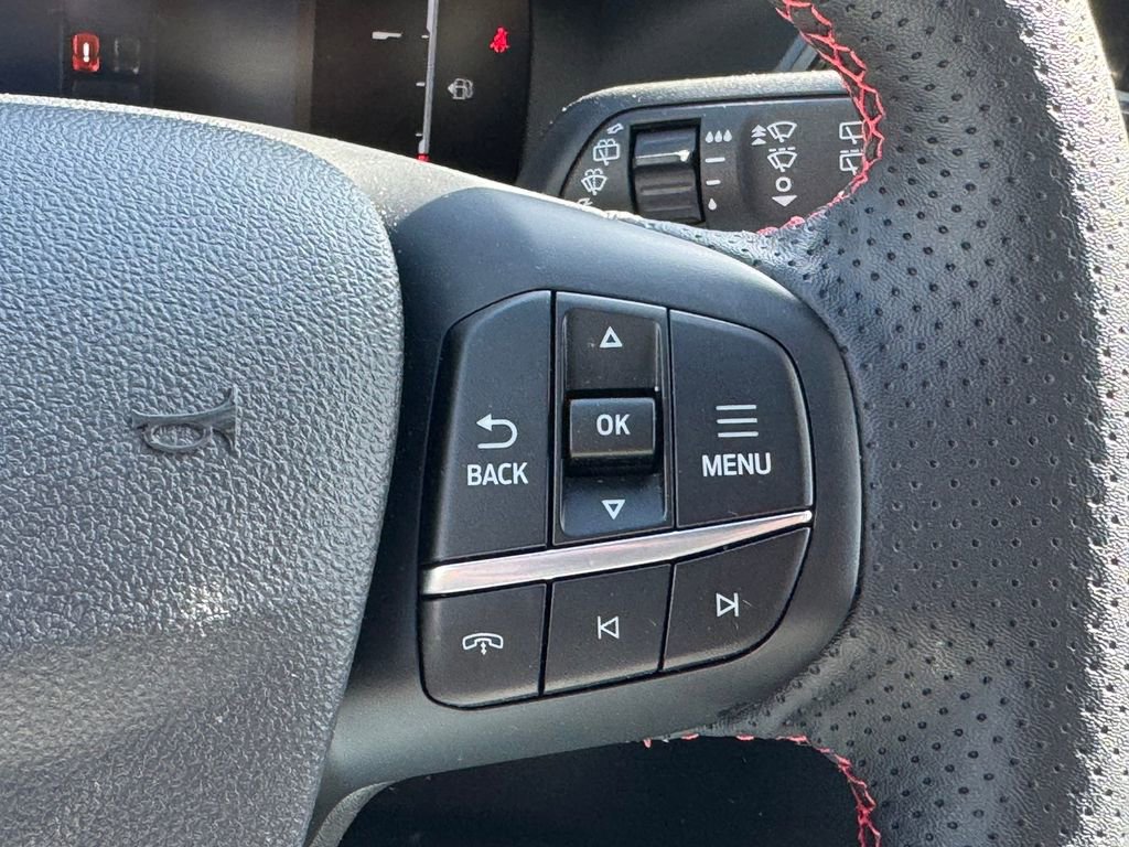 Used 2025 Ford Escape ST-Line w/ Cold Weather Package FWD image 20