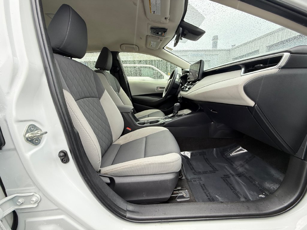 Used 2023 Toyota Corolla LE FWD image 23