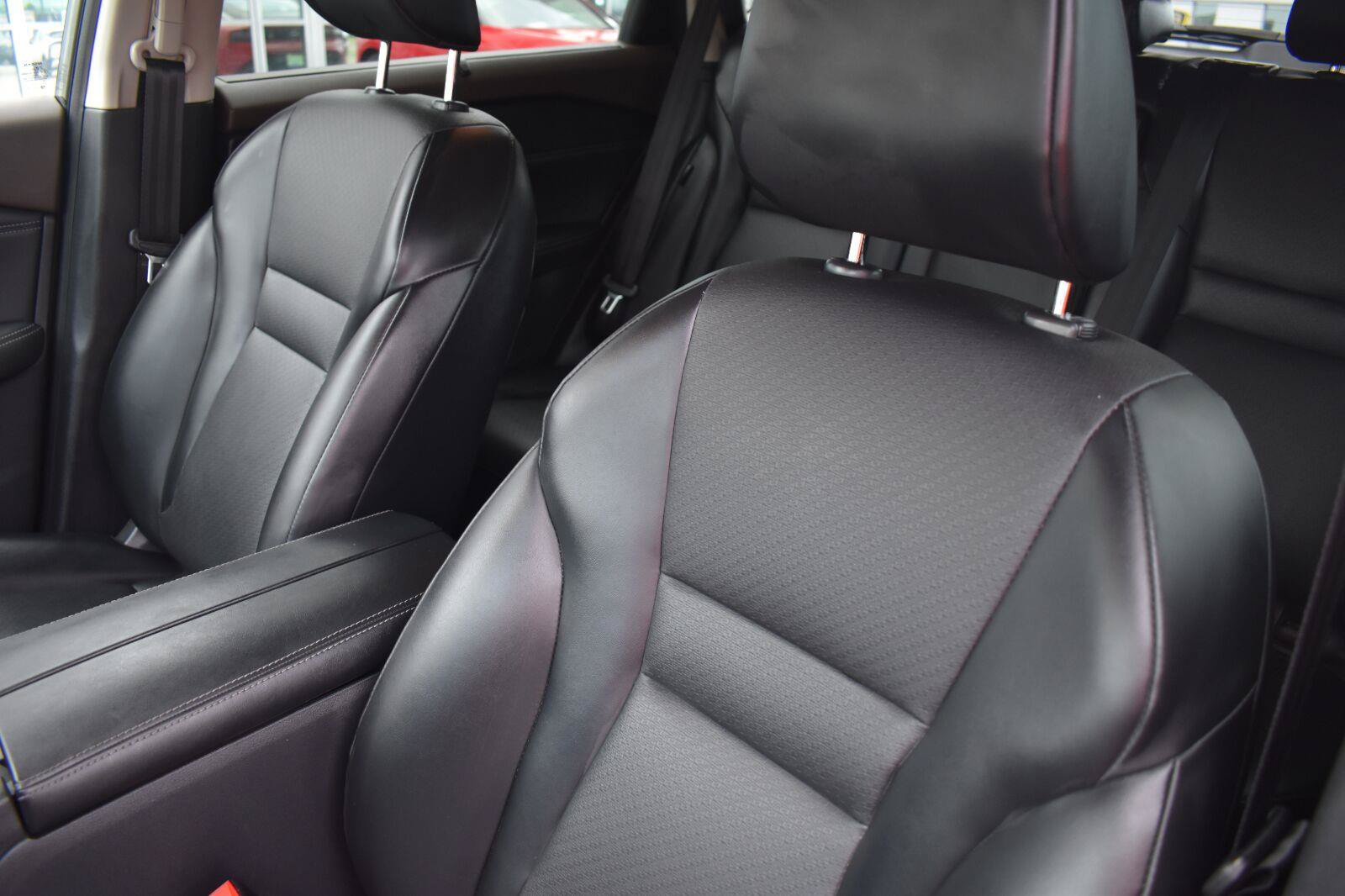 Used 2023 Nissan Rogue SV w/ SV Premium B Package FWD image 23