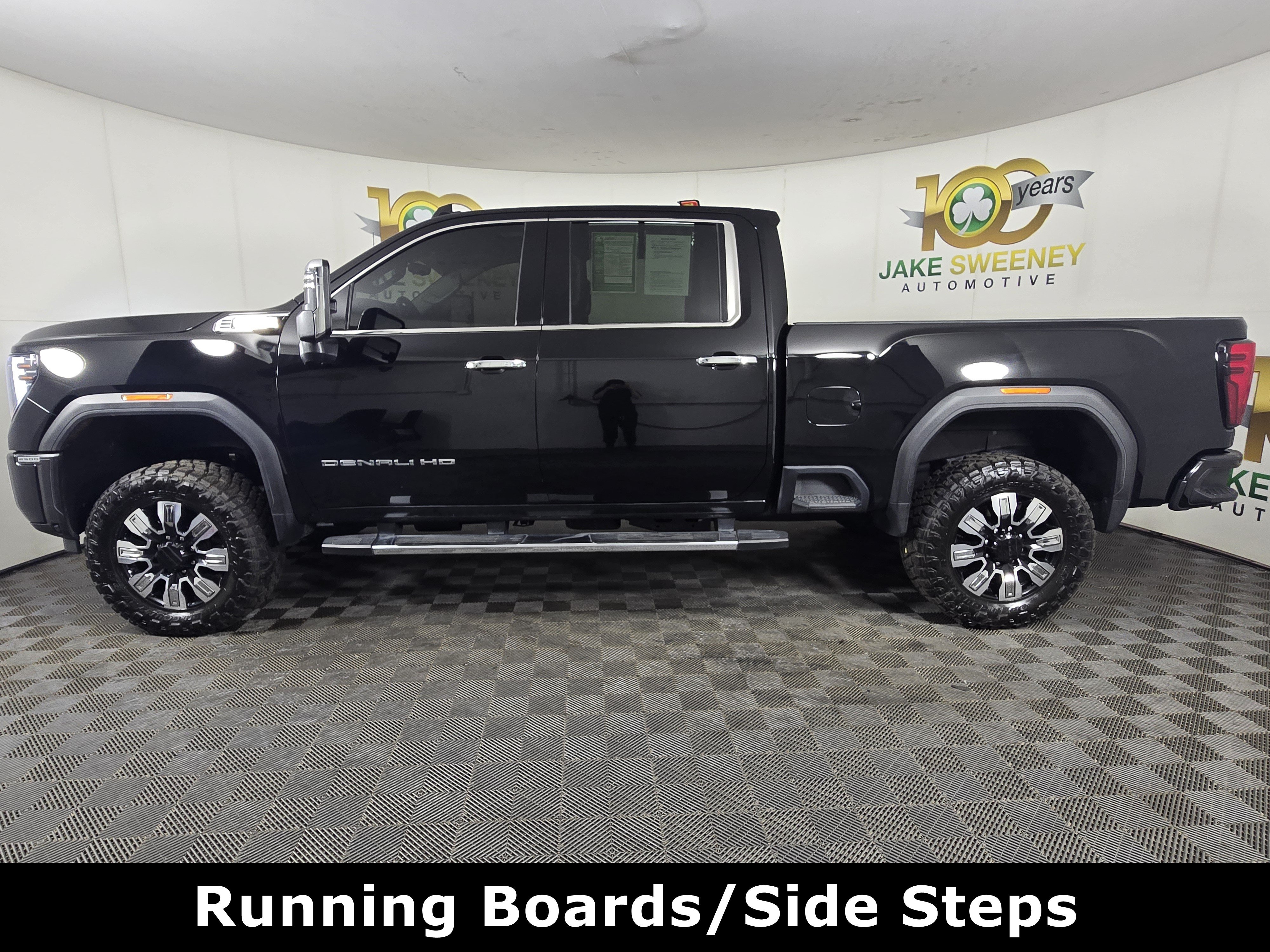 Used 2024 GMC Sierra 2500 Denali w/ Denali Reserve Package AWD/4WD image 4