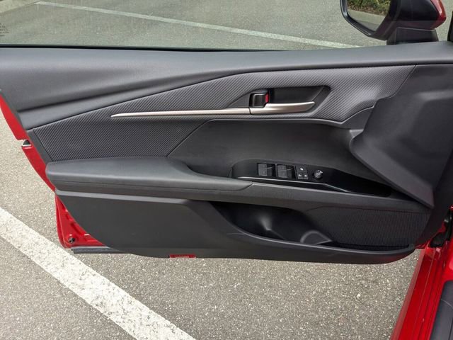 Used 2025 Toyota Camry SE FWD image 28