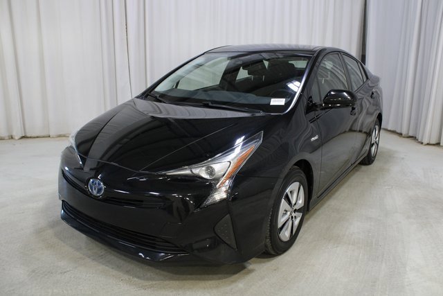 Used 2017 Toyota Prius Three image 36