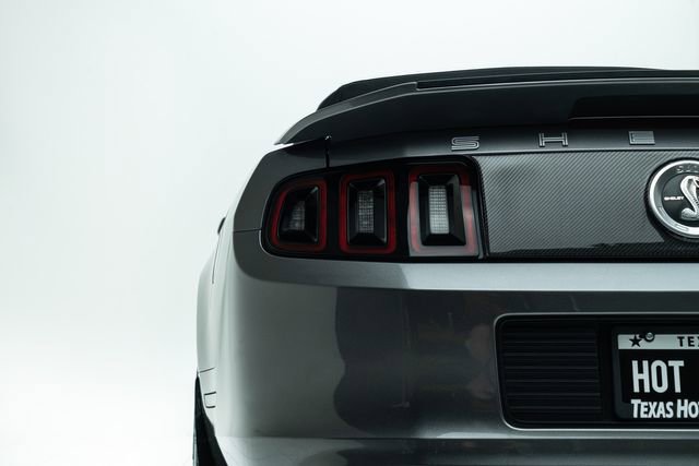 Used 2014 Ford Mustang Shelby GT500 w/ Equipment Group 821A image 17