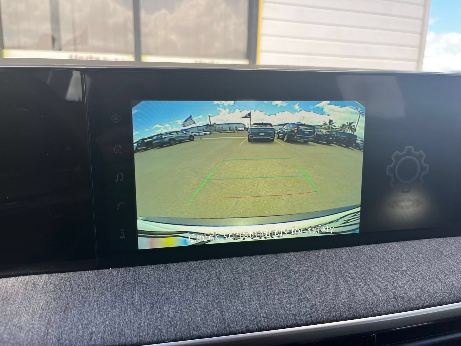 Used 2025 Nissan Kicks SV FWD image 21