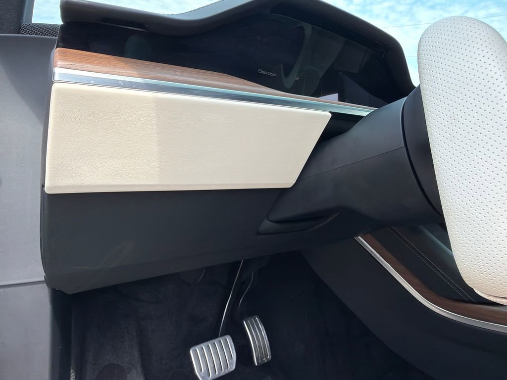 Used 2023 Tesla Model X AWD/4WD image 36