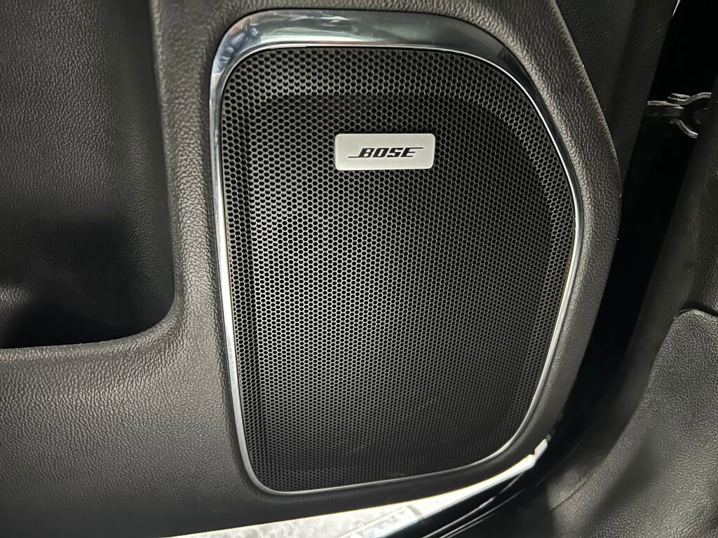 Used 2017 GMC Sierra 2500 SLT w/ All Terrain HD Package image 17