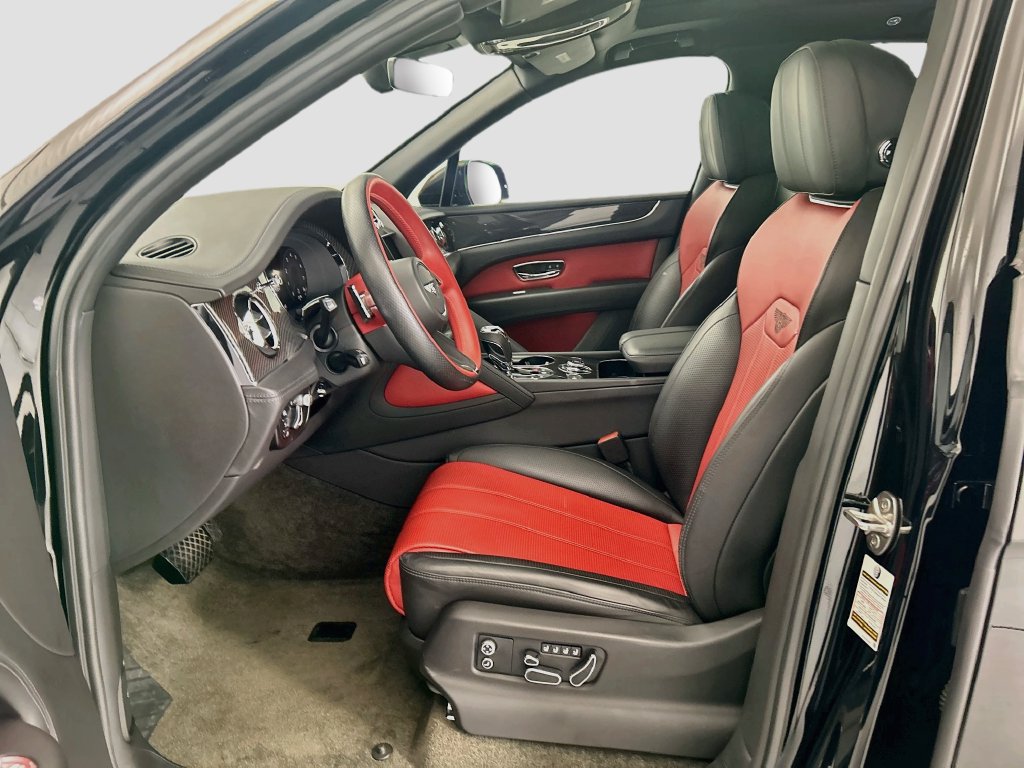 Certified 2022 Bentley Bentayga AWD/4WD image 18
