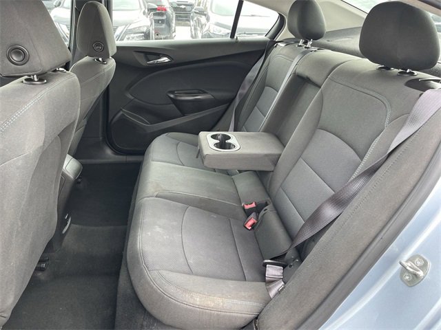 Used 2017 Chevrolet Cruze LT w/ Convenience Package image 21