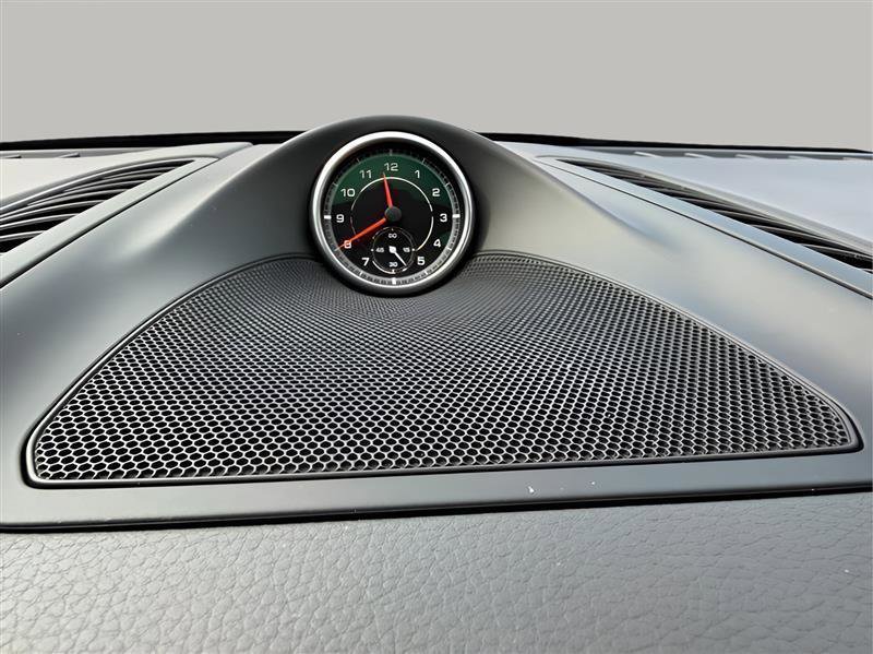 Used 2016 Porsche Cayenne image 54