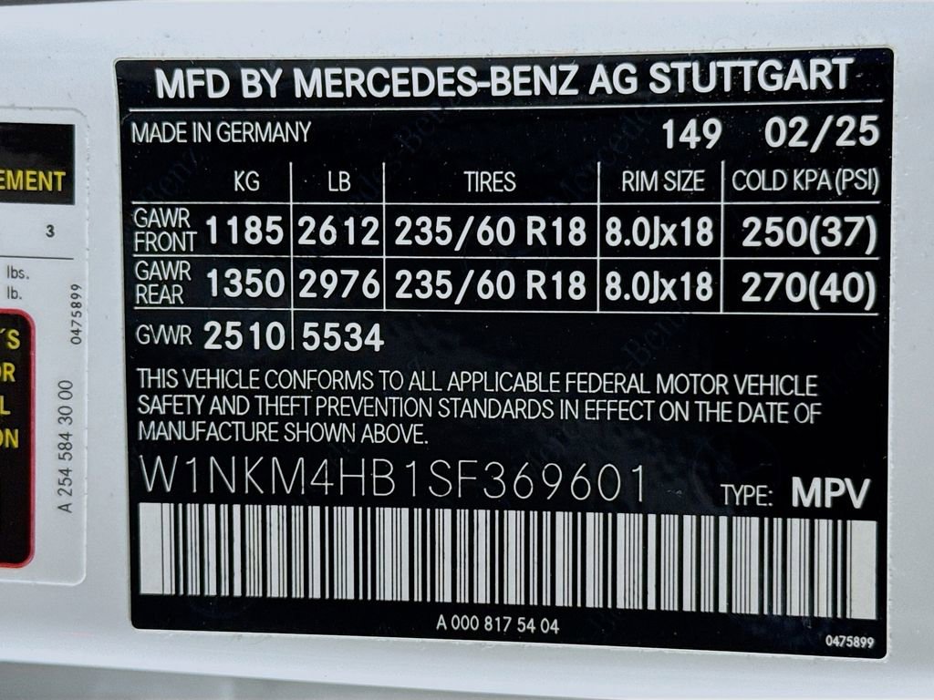 Used 2025 Mercedes-Benz GLC 300 4MATIC image 33