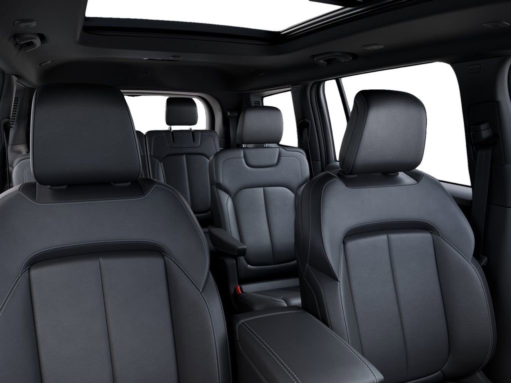 New 2025 Jeep Grand Cherokee L Limited w/ Black Appearance Package AWD/4WD image 26