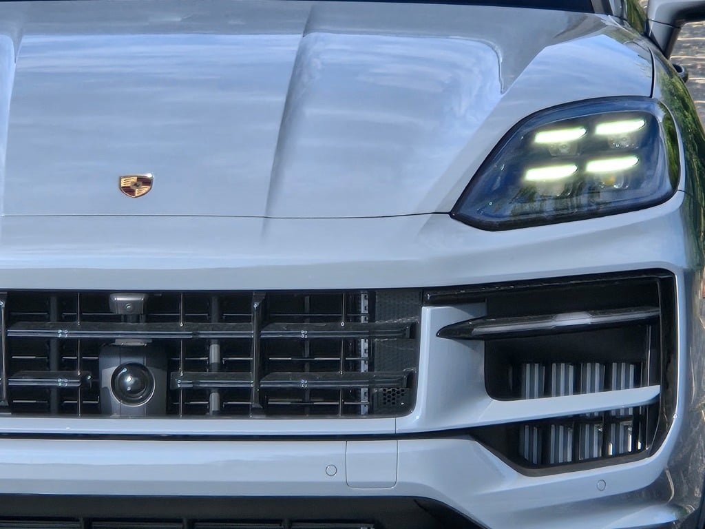 New 2026 Porsche Cayenne S image 11