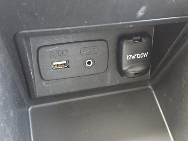 Used 2013 Subaru Outback 2.5i image 11