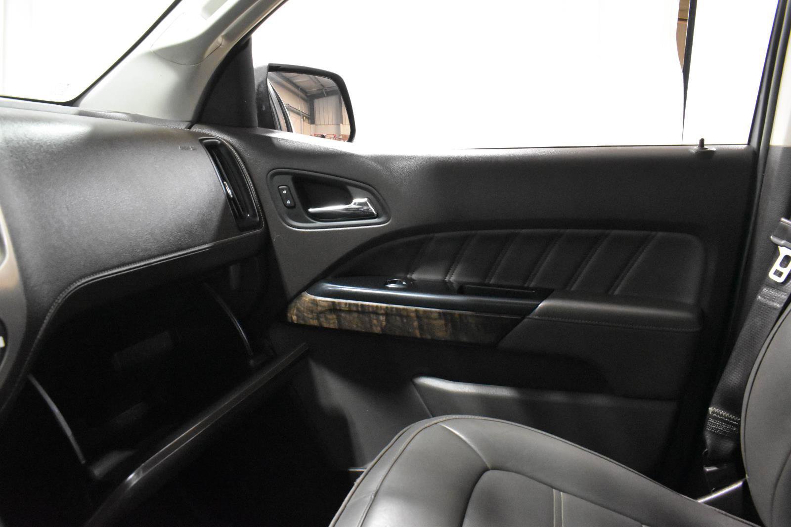 Used 2022 GMC Canyon Denali image 23