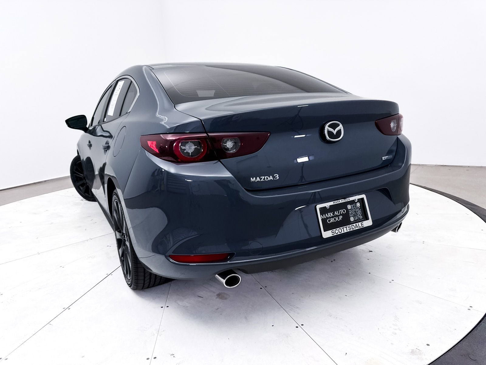 Used 2023 MAZDA MAZDA3 s image 9