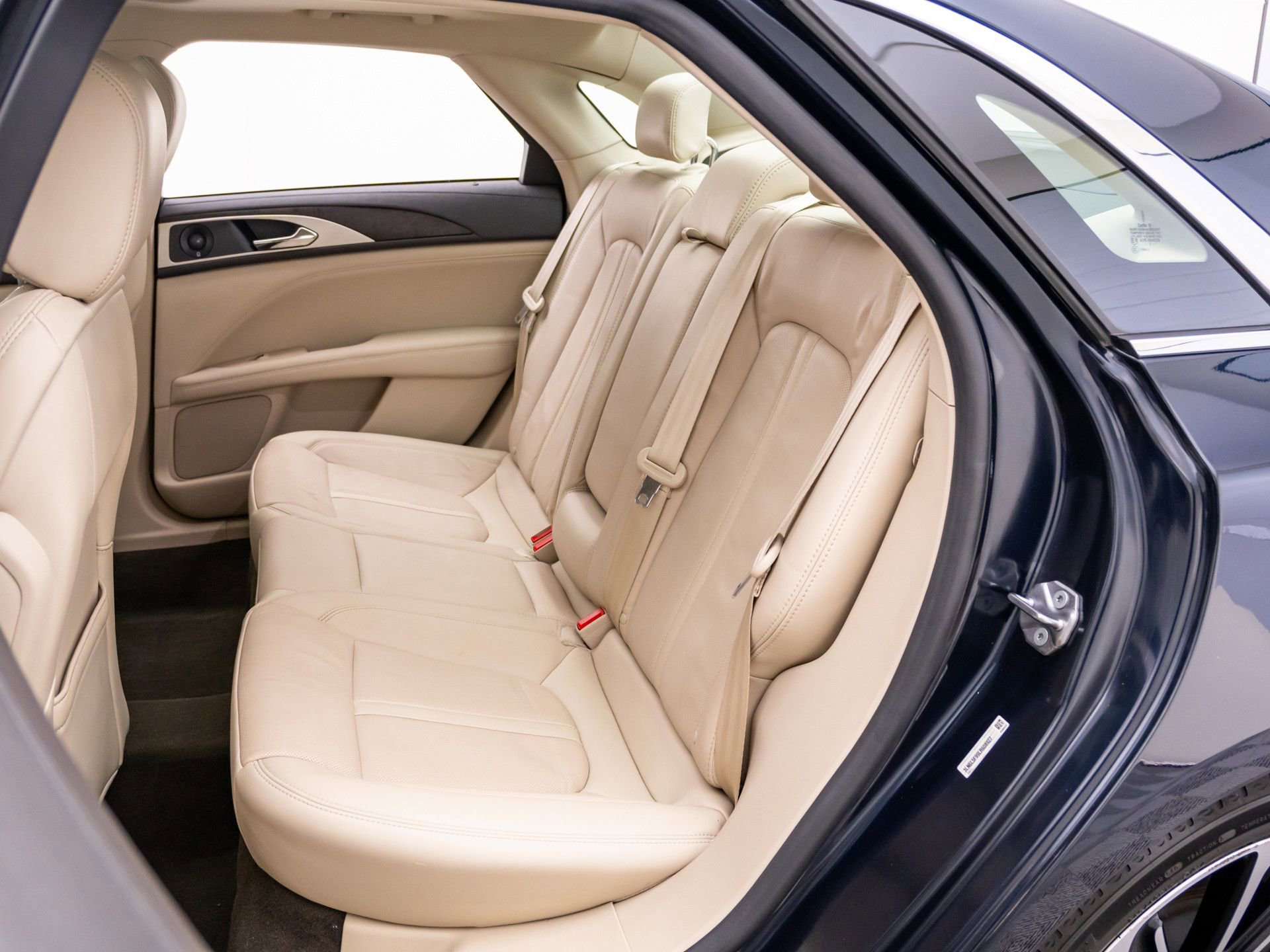 Used 2020 Lincoln MKZ Reserve image 18