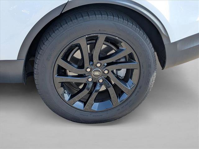 Used 2018 Land Rover Discovery HSE image 23