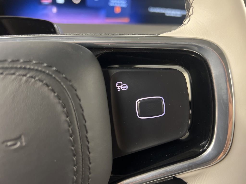New 2026 Lincoln Navigator Premiere AWD/4WD image 14