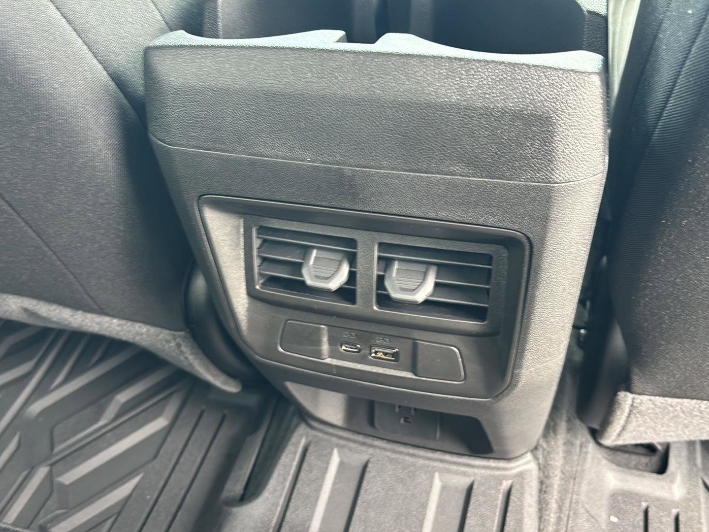 New 2025 GMC Canyon Elevation w/ Convenience Package image 24