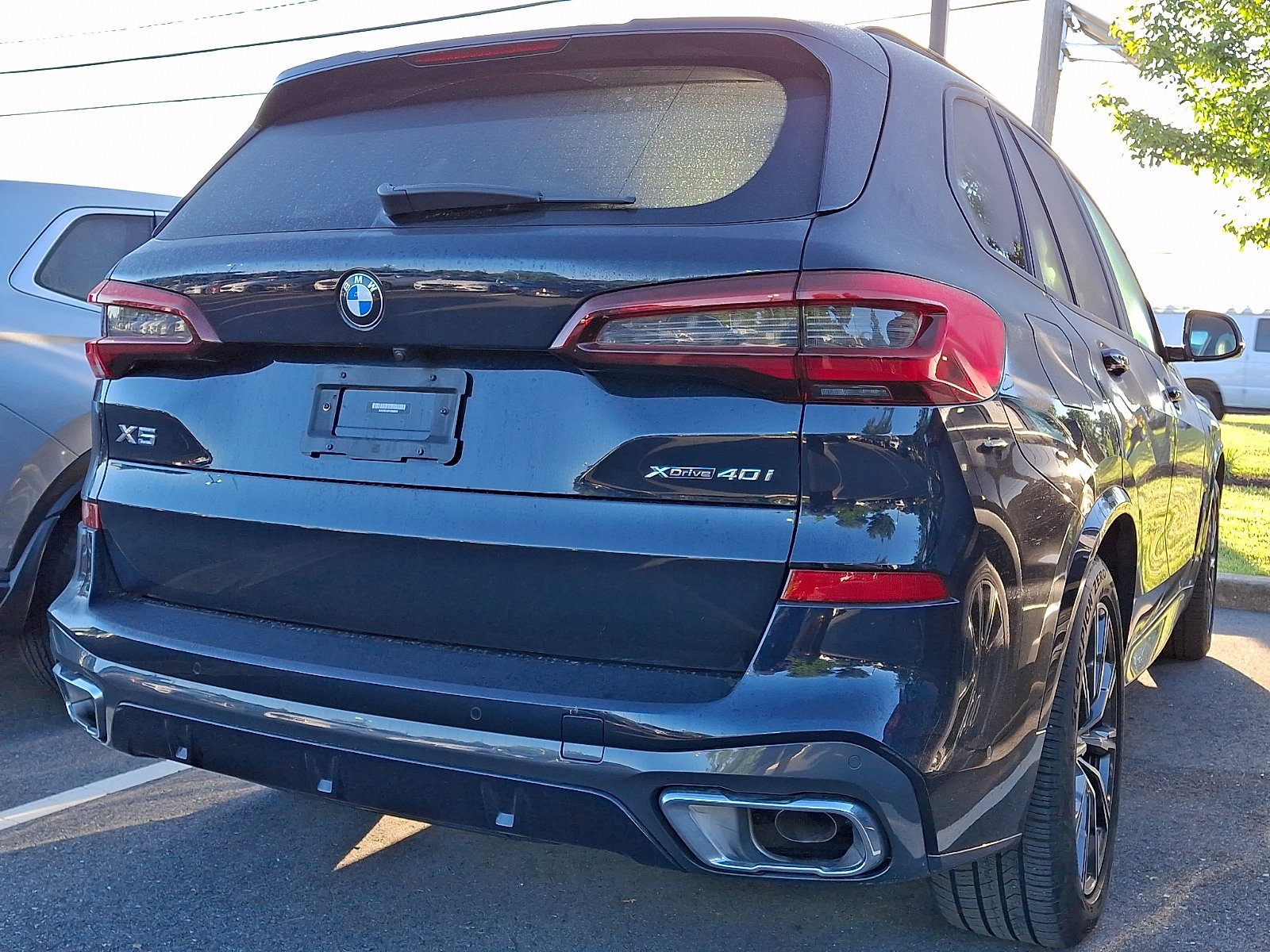 Used 2023 BMW X5 xDrive40i w/ M Sport Package AWD/4WD image 9
