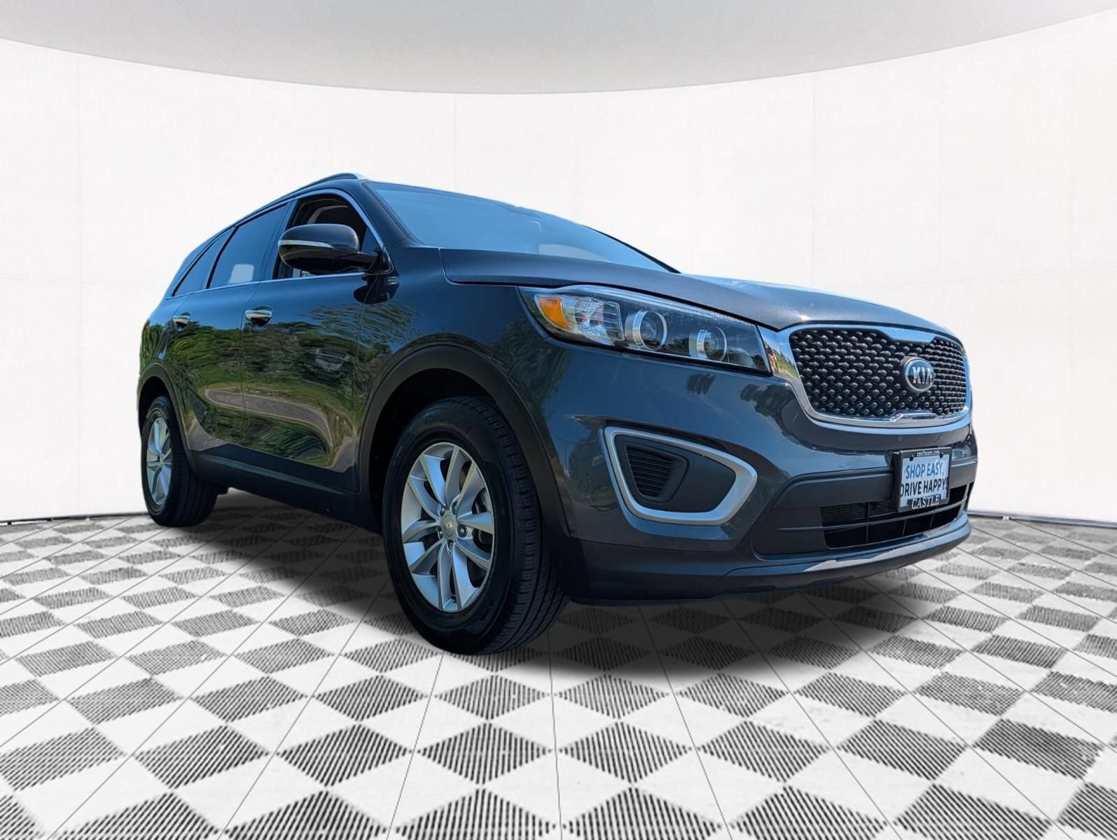 Used 2017 Kia Sorento FWD image 12