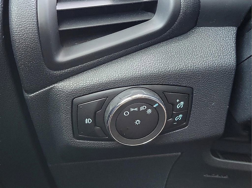 Used 2020 Ford EcoSport SES image 14