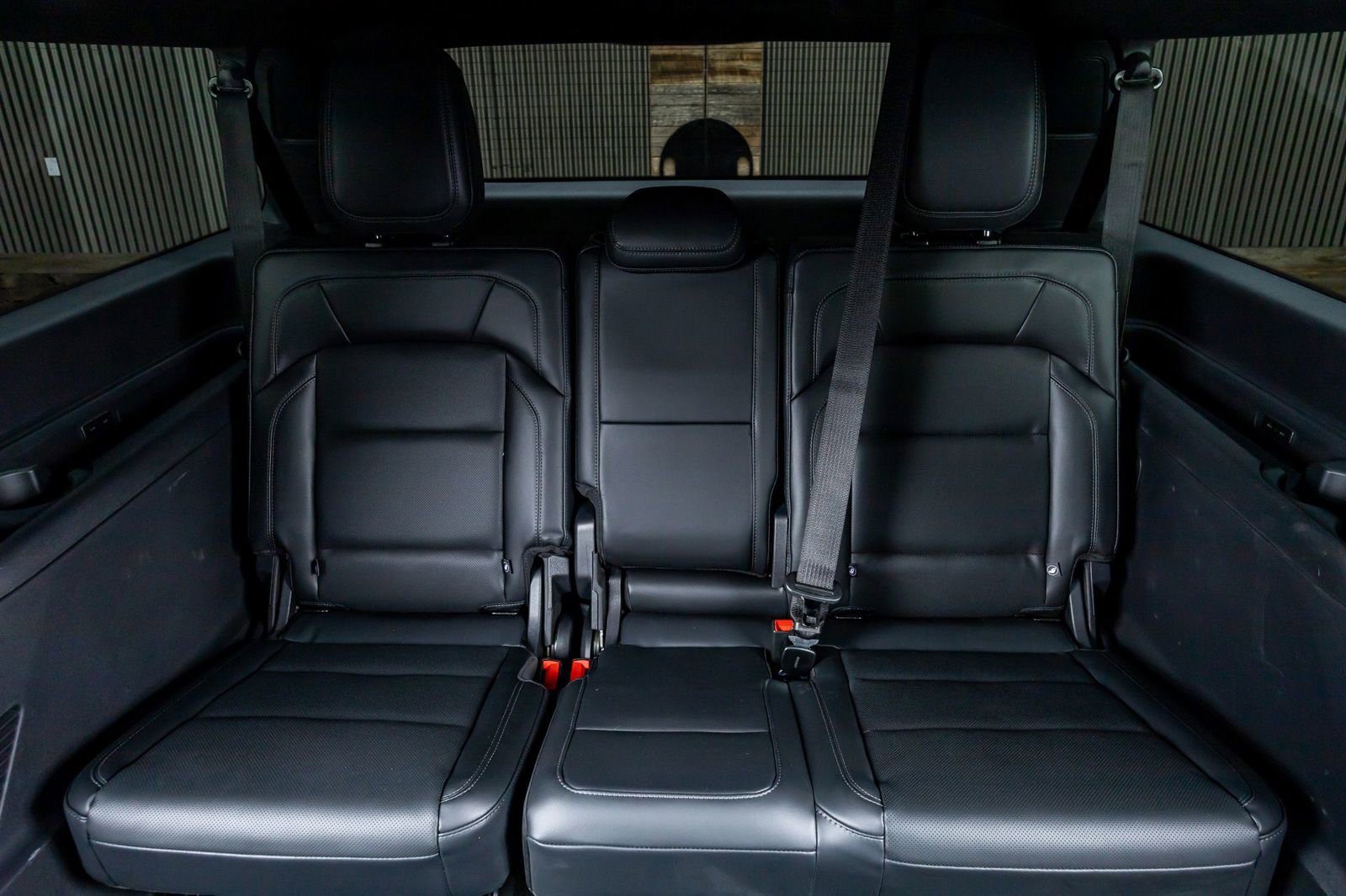 Used 2025 Lincoln Navigator L Reserve w/ Jet Appearance Package image 36