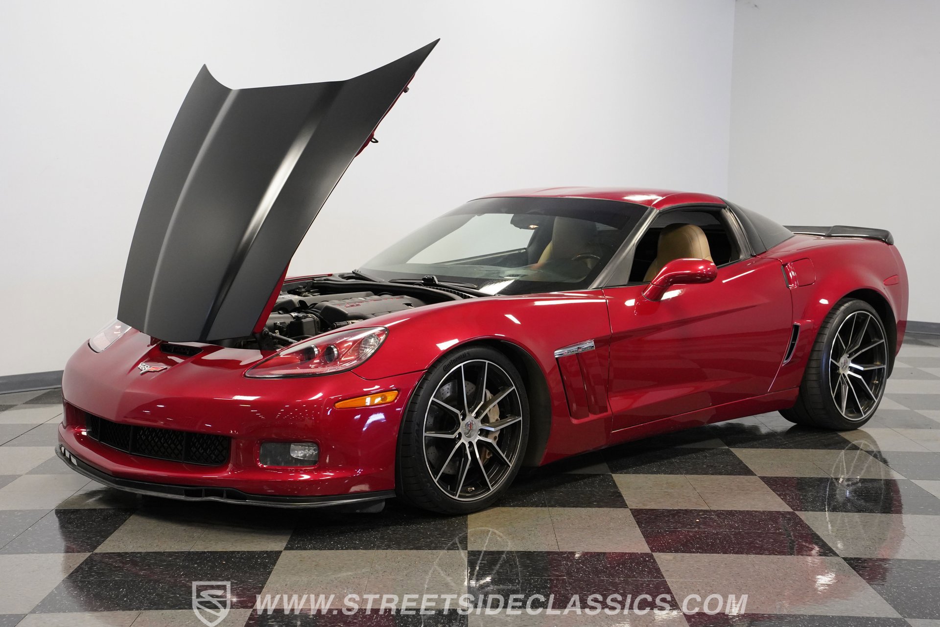 Used 2011 Chevrolet Corvette Grand Sport w/ Preferred Equipment Group image 32