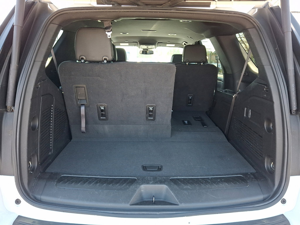 Used 2024 Chevrolet Tahoe LT image 18