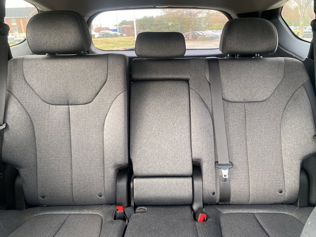 Used 2023 Hyundai Santa Fe SEL image 27
