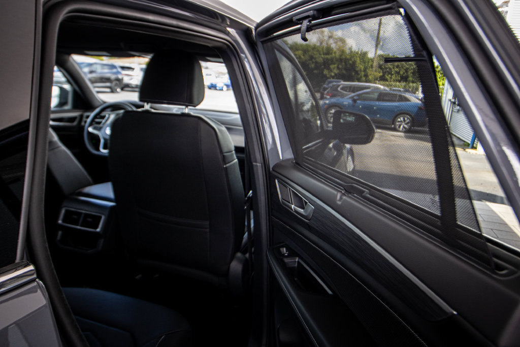 New 2026 Volkswagen Atlas Cross Sport SE FWD image 21