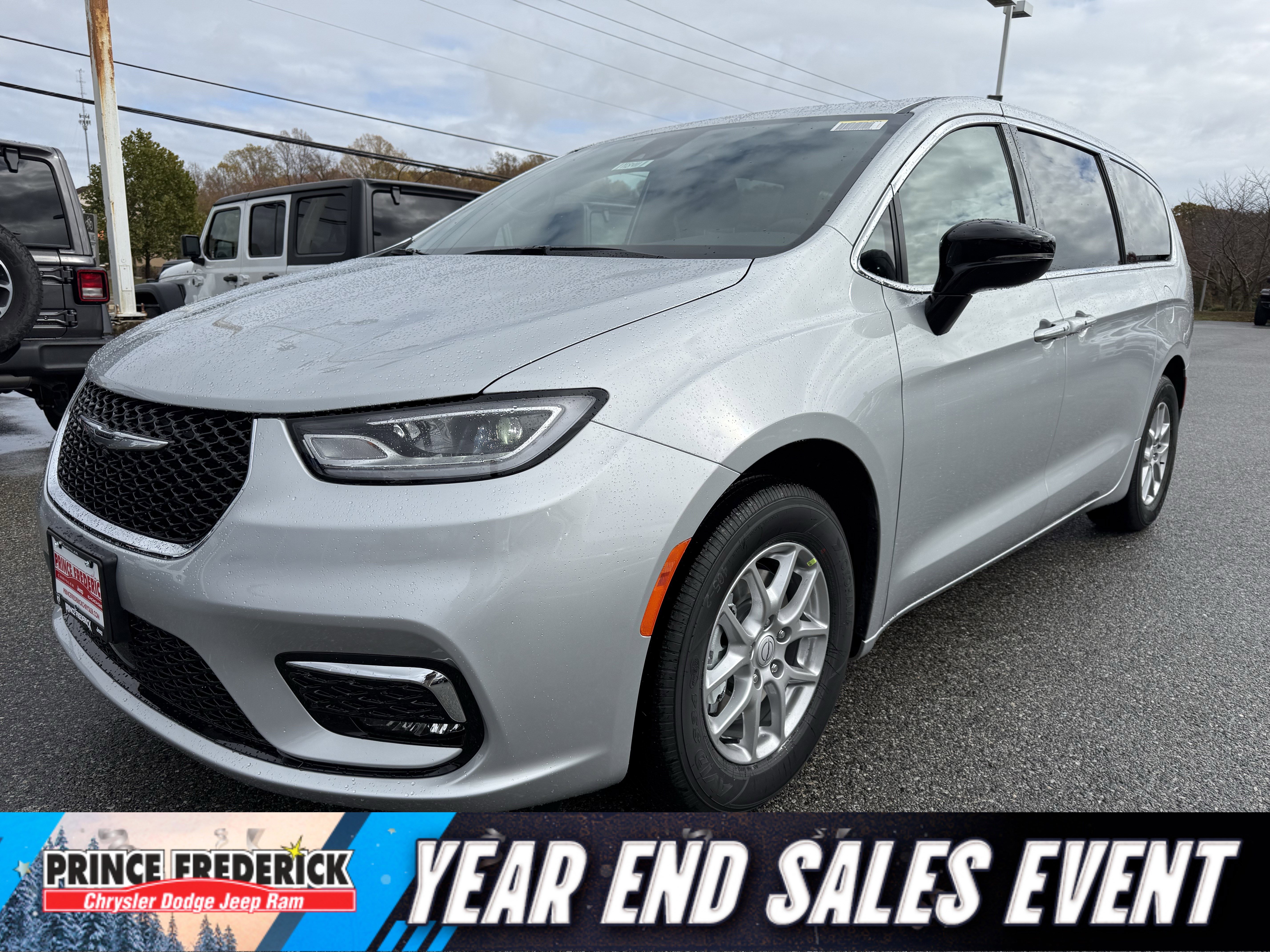 New 2026 Chrysler Pacifica Select image 7